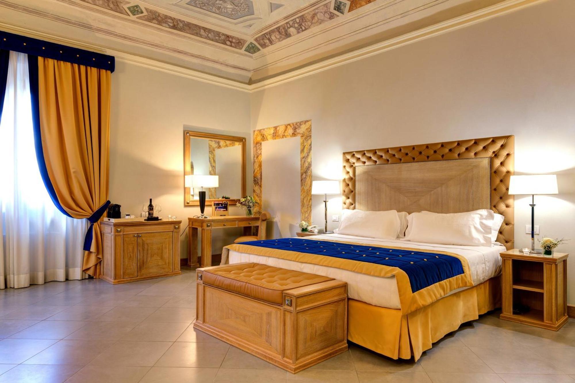 Royal Suite